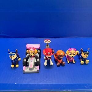Paw Patrol action figures lot